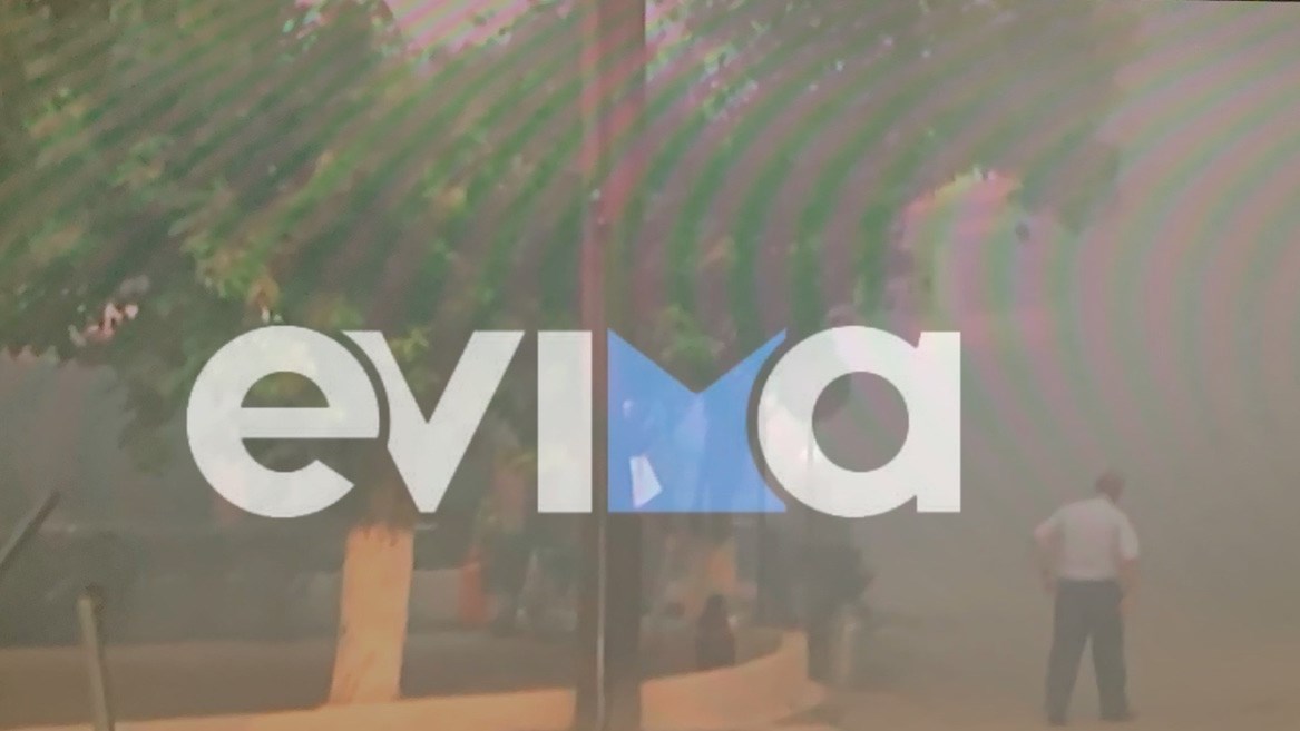 Ανεξέλεγκτη η φωτιά στην Εύβοια: Καίγονται σπίτια στις Ροβιές – Ακούγονται δυνατές εκρήξεις – ΦΩΤΟ – ΒΙΝΤΕΟ