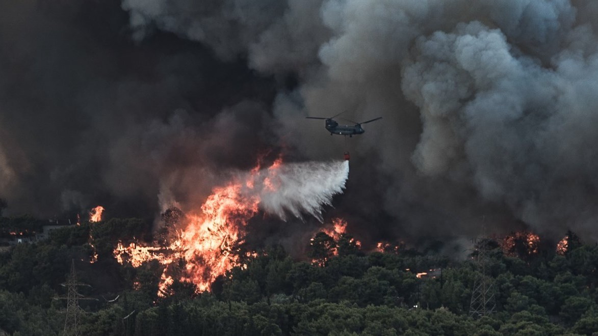 Φωτιές: Τι προβλέπει το πακέτο στήριξης για τους πληγέντες – Τα ποσά των ενισχύσεων
