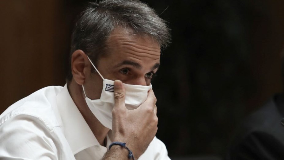 Σε “πύρινο κλοιό” η χώρα: Έκτακτη σύσκεψη υπό τον Πρωθυπουργό