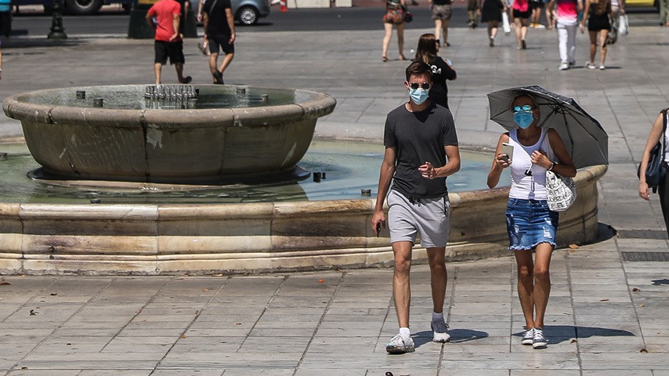 Σαρηγιάννης: Σταθεροποίηση της ανοδικής πορείας της πανδημίας  – Τι δείχνουν τα στοιχεία για τις τουριστικές περιοχές