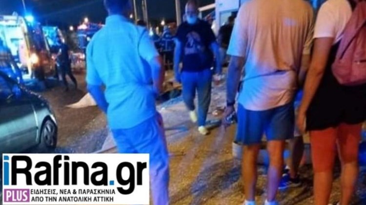 Αυτοκίνητο έπεσε πάνω σε στάση στην Παλλήνη – Ένας νεκρός και πέντε τραυματίες