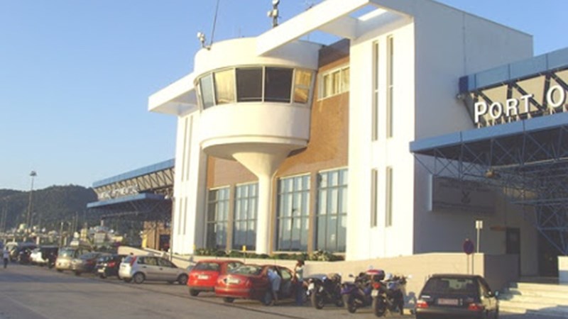 Μπλόκο στην Ηγουμενίτσα: Προσπάθησαν να βγάλουν στο εξωτερικό 75 σκυλιά και 21 γάτες