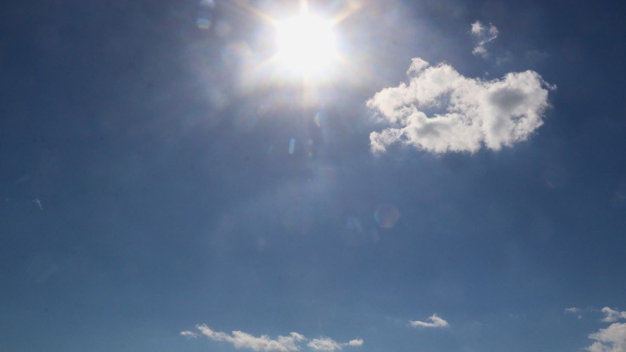 Αίθριος καιρός με βοριάδες και άνοδο της θερμοκρασίας – Αναλυτικά η πρόγνωση