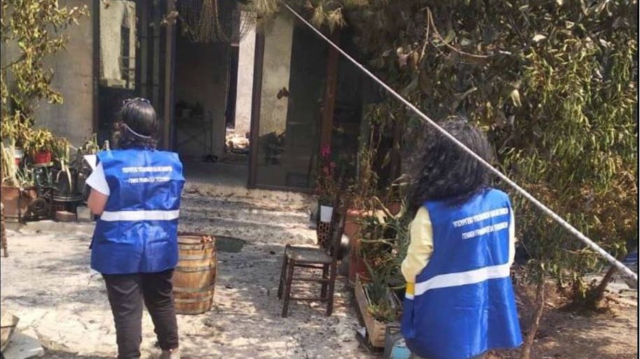 Άρχισε η καταγραφή ζημιών σε κτίρια πυρόπληκτων περιοχών – Γραμμή βοήθειας στο 1135 – ΦΩΤΟ