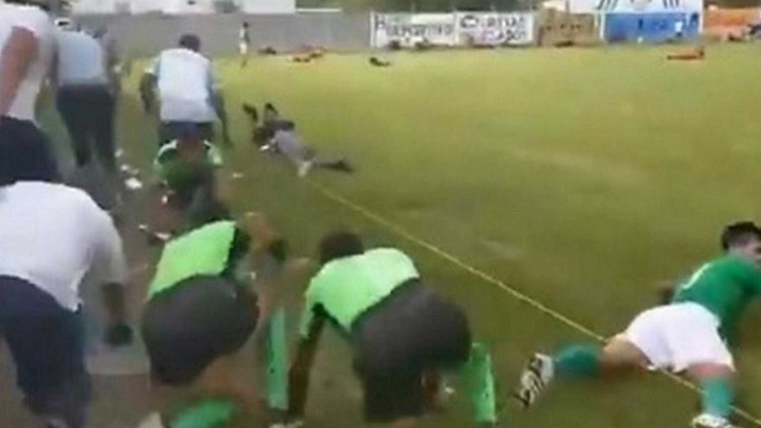 Τρεις νεκροί από πυροβολισμούς σε ποδοσφαιρικό αγώνα στο Μεξικό – Προσοχή ΣΚΛΗΡΕΣ ΕΙΚΟΝΕΣ