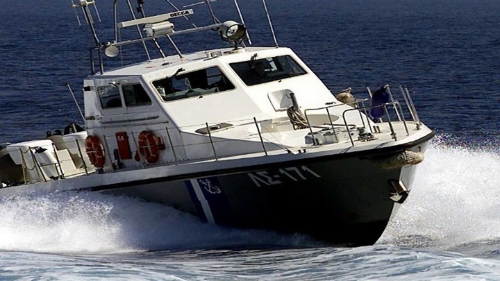 Συναγερμός στη Μήλο: Βυθίστηκε σκάφος με 18 επιβαίνοντες – Μεγάλη επιχείρηση διάσωσης