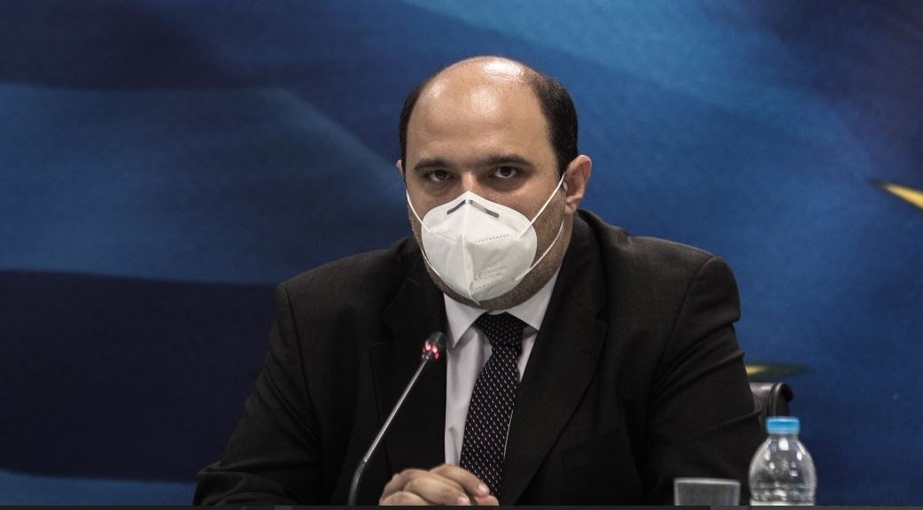 Χρήστος Τριαντόπουλος: Ποιος είναι ο υφυπουργός  στον Πρωθυπουργό που αναλαμβάνει τα προγράμματα αρωγής – ΦΩΤΟ