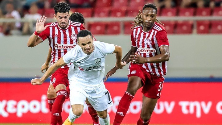 Ολυμπιακός: Εκτός ευρωπαϊκής λίστας για τους αγώνες με τη Σλόβαν ο Σεμέδο