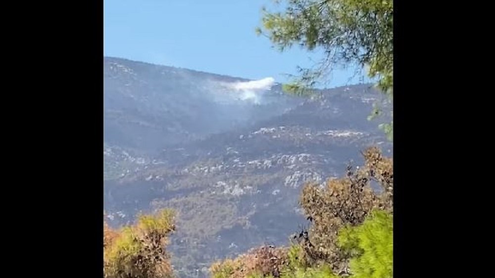 Κινητοποίηση έπειτα από αναζωπύρωση στην Πάρνηθα