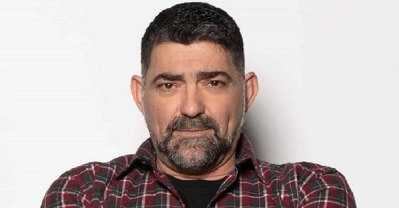 Μιχάλης Ιατρόπουλος: Η selfie με την κούκλα σύντροφό του – ΦΩΤΟ