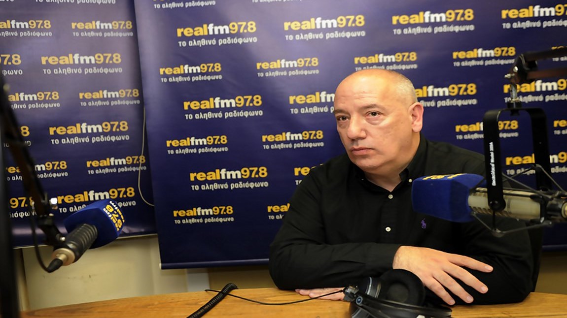 Η Realnews αποχαιρετά τον Βασίλη Μπουζιώτη
