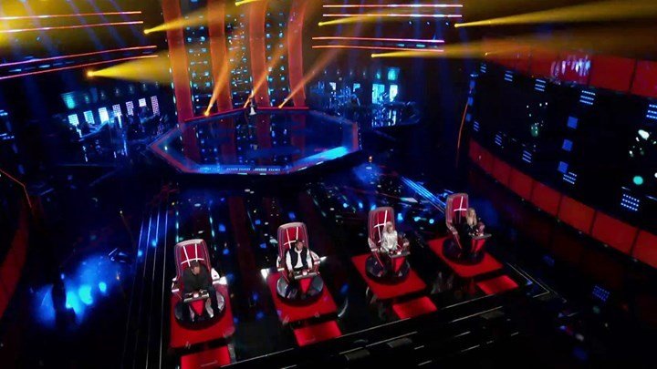 “Παγώνουν” τα γυρίσματα του Voice; – Έξαλλος ο Ατζούν