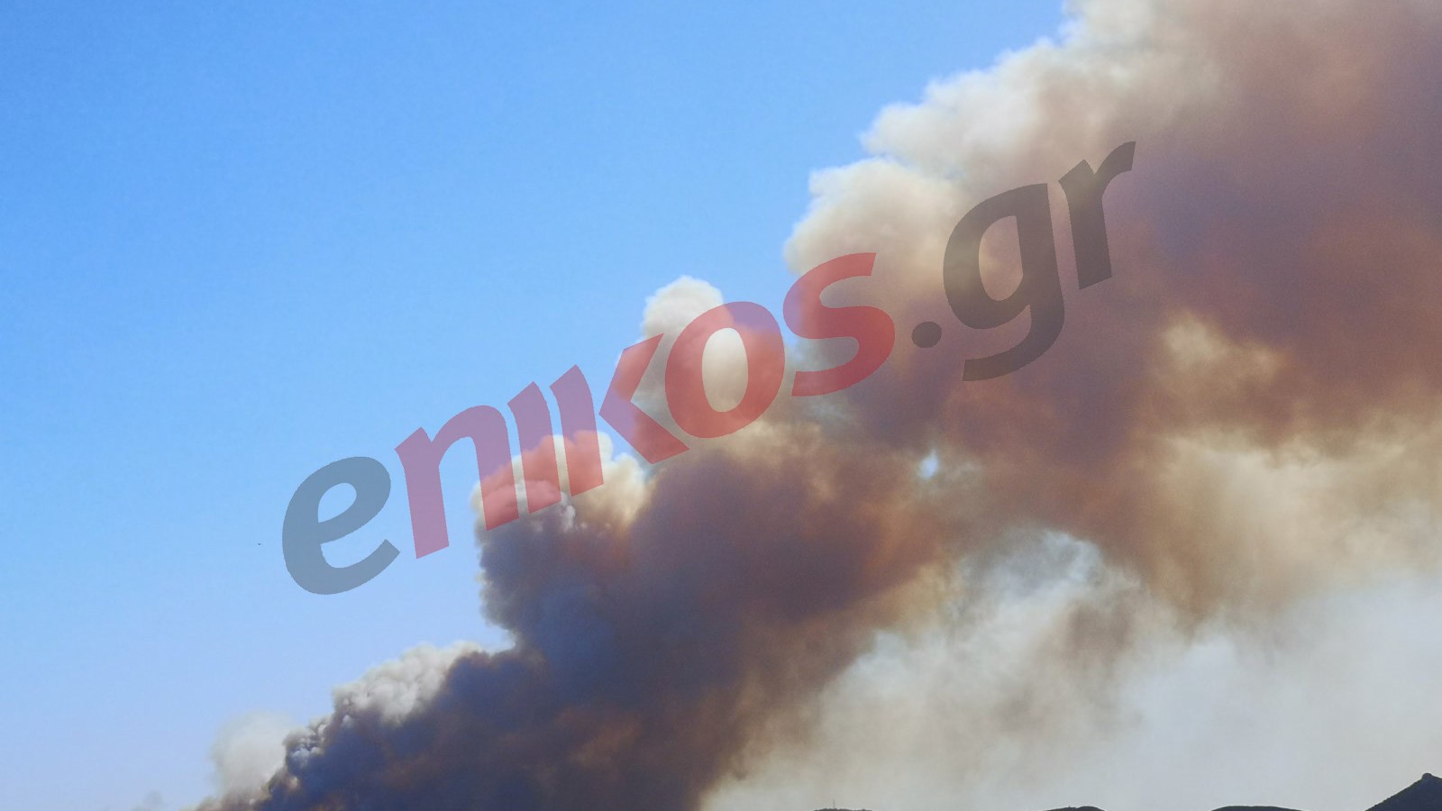 Φωτιά στην Κερατέα: Εκκενώνεται και ο οικισμός Άγιος Κωνσταντίνος – ΦΩΤΟ – ΒΙΝΤΕΟ αναγνώστη