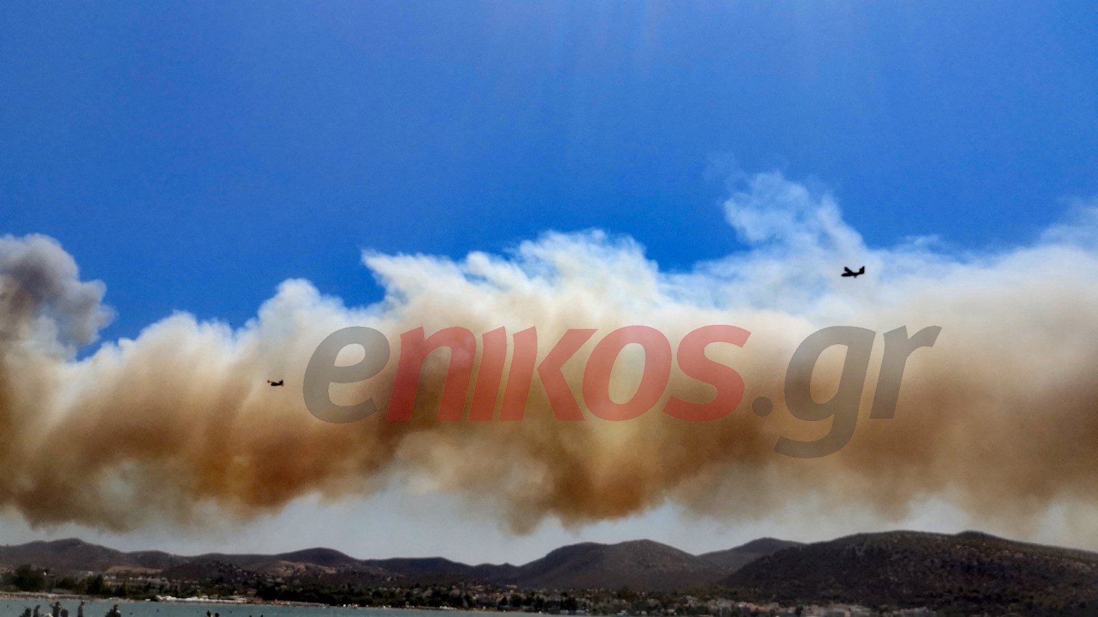 Φωτιά στην Κερατέα: Μάχη να μην φτάσουν οι φλόγες στον Εθνικό Δρυμό Σουνίου – ΦΩΤΟ αναγνωστών