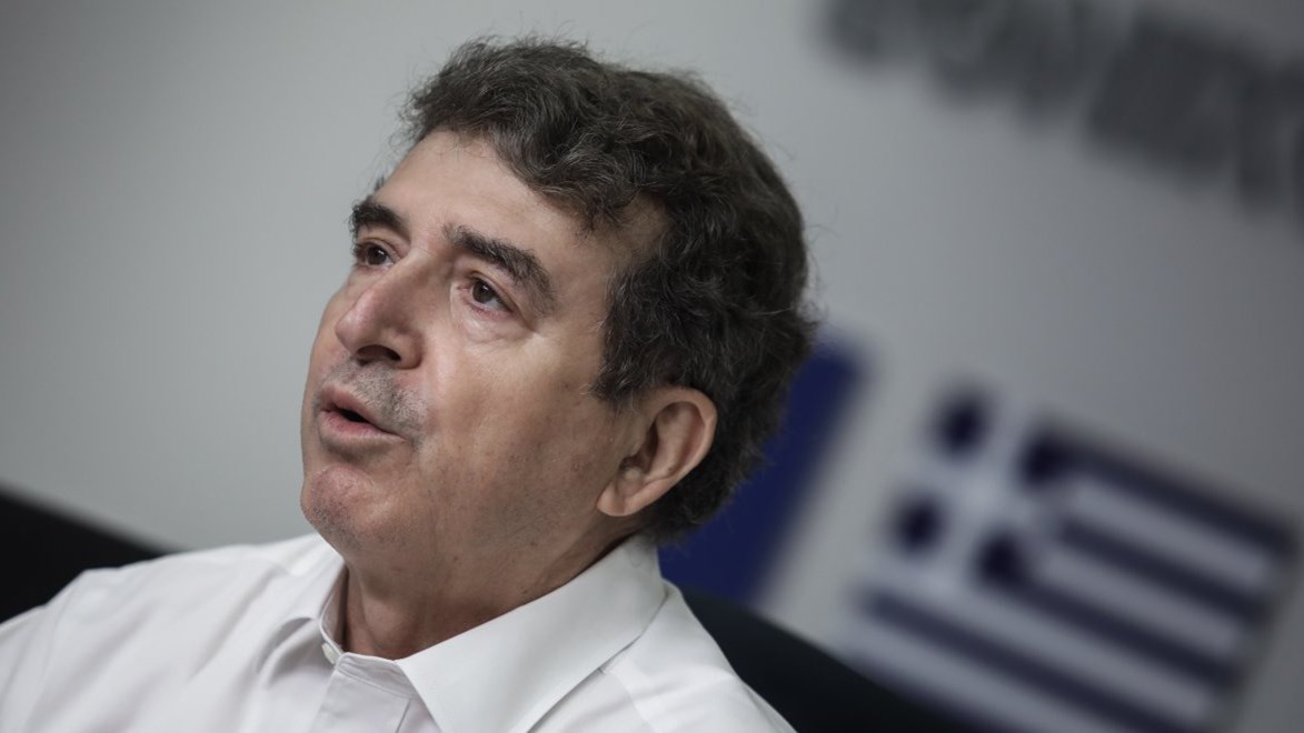 Χρυσοχοΐδης για τις φωτιές: Τα εναέρια μέσα έχουν πετάξει ήδη διπλάσιες ώρες από πέρυσι