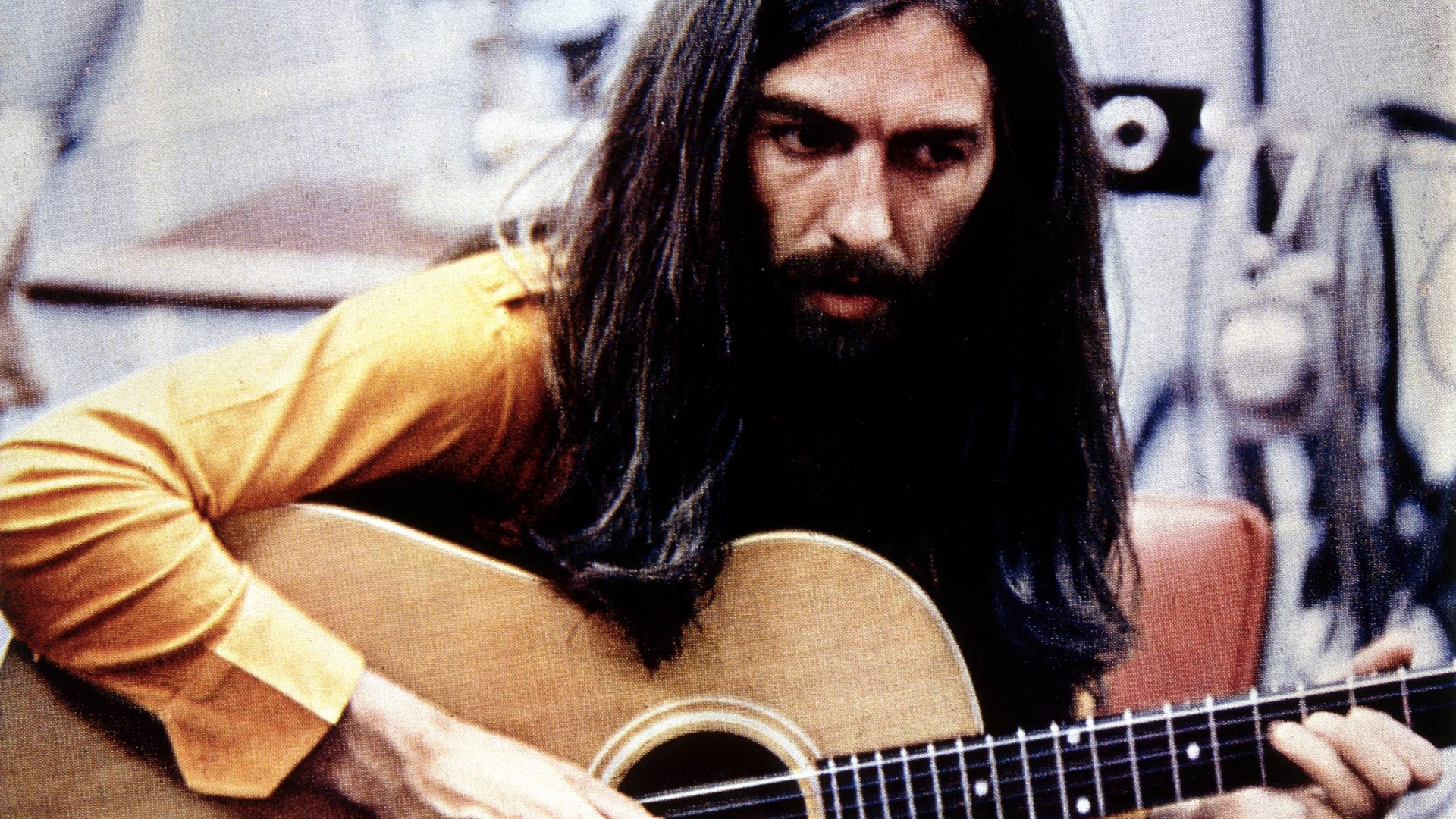 Το υπέροχο τριπλό “All Things Must Pass” του George Harrison επανήλθε στο Top-10 των ΗΠΑ