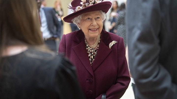 Συναγερμός στα Ανάκτορα: Θετικό στον κορονοϊό μέλος του προσωπικού