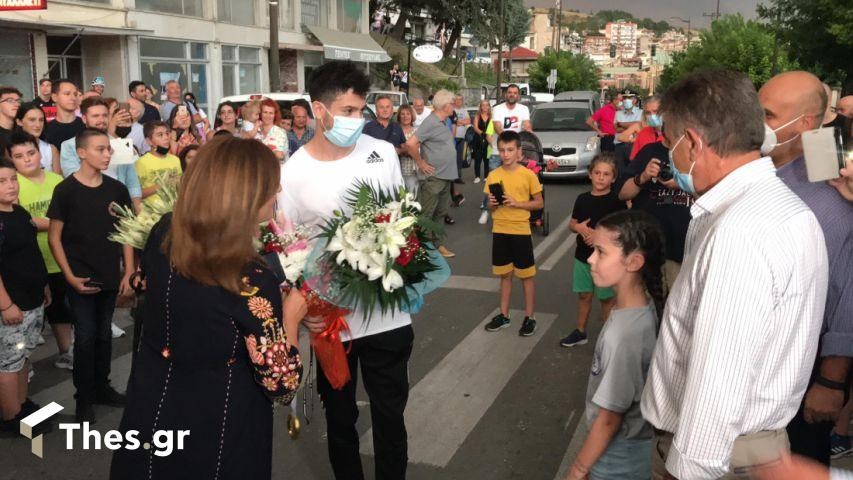 Τα Γρεβενά τίμησαν τον Μίλτο Τεντόγλου – Στον χρυσό Ολυμπιονίκη το «κλειδί της πόλης» – BINTEO