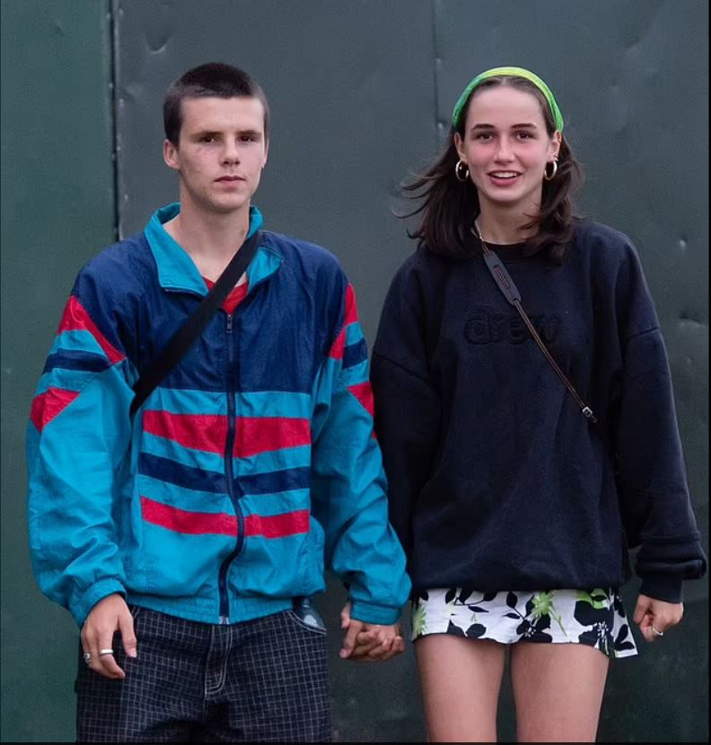 CRUZ BECKHAM - ΚΟΡΙΤΣΙ