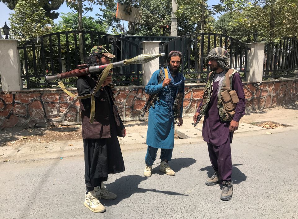 Αφγανιστάν: “Έγιναν ανακρίσεις και όχι απαγωγές ξένων” υποστηρίζει αξιωματούχος των Ταλιμπάν