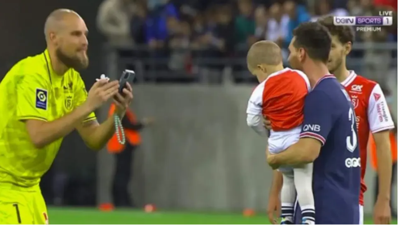 Ο τερματοφύλακας της Ρεμς έβγαλε φωτογραφία τον γιο του με τον Μέσι