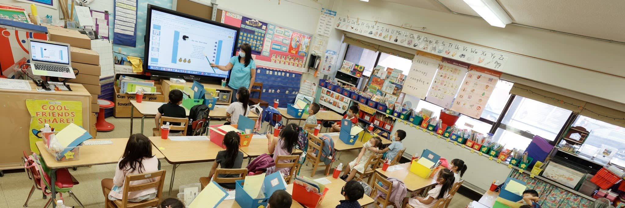 Νέα Υόρκη: Υποχρεωτικός ο εμβολιασμός για τους δασκάλους και το προσωπικό των δημόσιων σχολείων