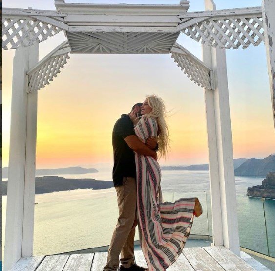 NOVA - Νόβα πρόταση γάμου