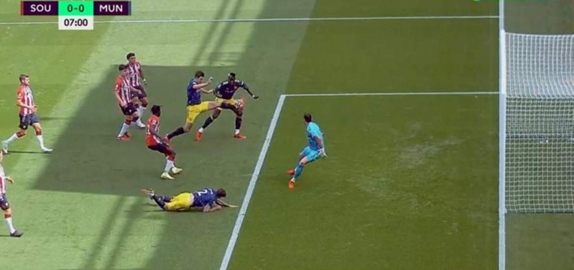 Η χαμένη ευκαιρία της χρονιάς – Τέσσερις παίκτες της Γιουνάιτεντ δεν μπόρεσαν να σπρώξουν την μπάλα στα δίχτυα