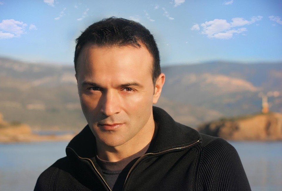 Ηλιόπουλος ηθοποιός Άγριες Μέλισσες