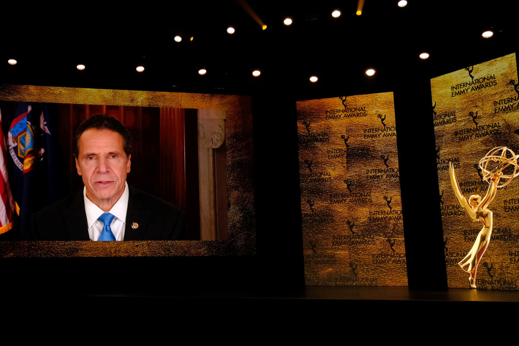 Έχασε το βραβείο Emmy ο Άντριου Κουόμο μετά τις καταγγελίες για σεξουαλική παρενόχληση