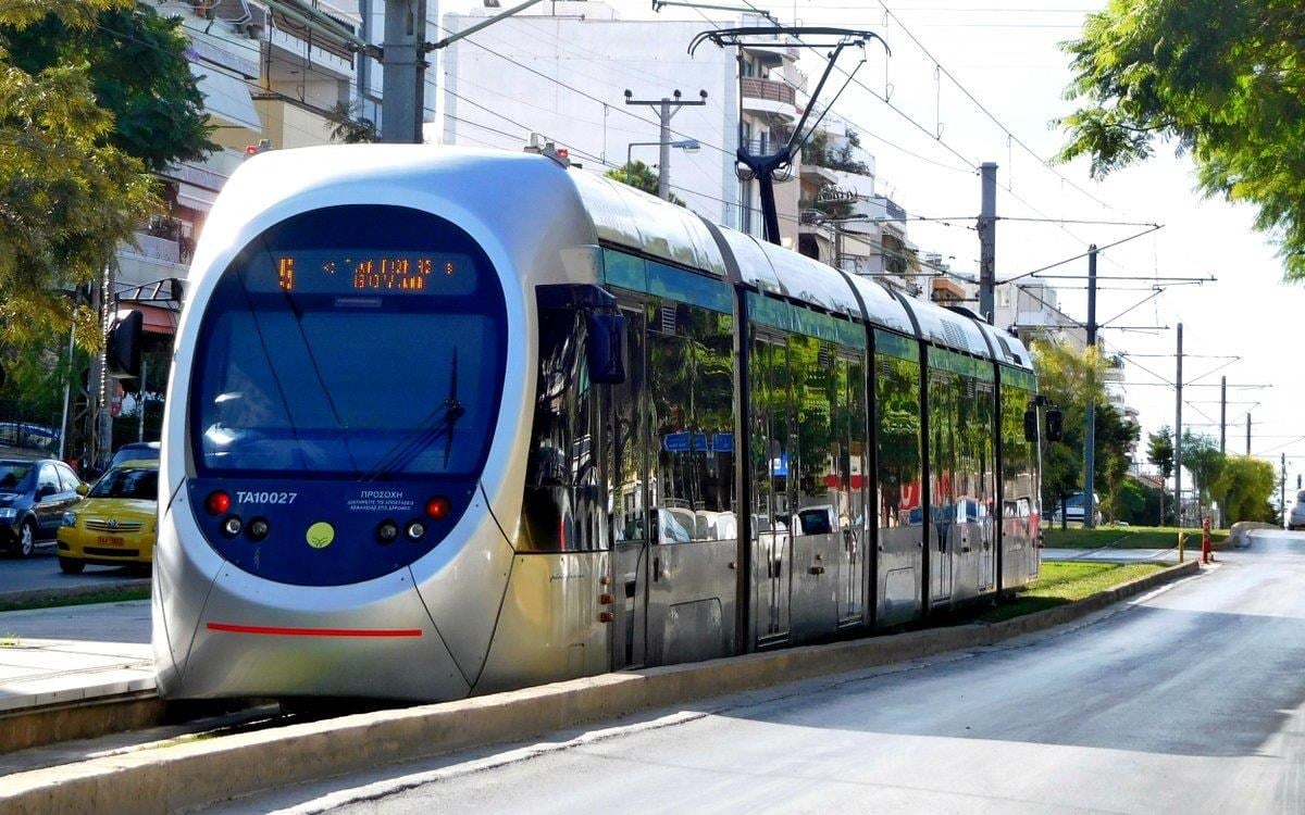 Παλαιό Φάληρο: Ανήλικη δέχθηκε σεξουαλική επίθεση μέσα στο τραμ – ΒΙΝΤΕΟ