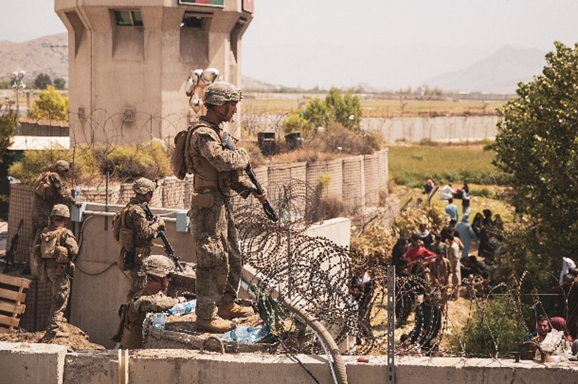 Χάος στο Αφγανιστάν: Συναγερμός στην Αθήνα για ένα νέο προσφυγικό κύμα