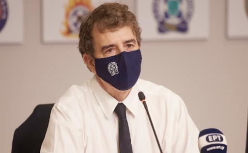 Χρυσοχοΐδης: Οριοθετήθηκε η φωτιά στα Βίλια – Παραμένουμε σε επιφυλακή νύχτα μέρα