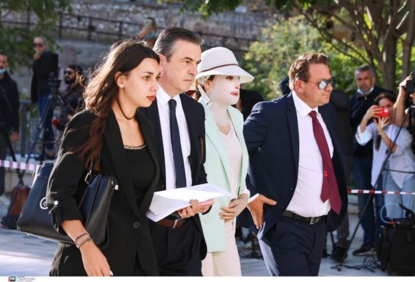 Ιωάννα- δίκη-βιτριόλι