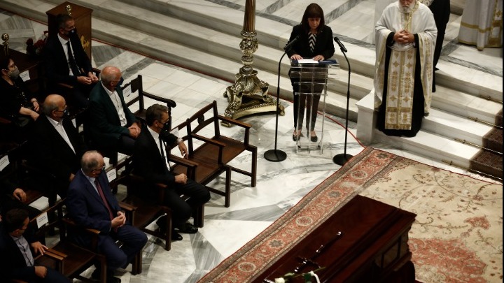 Κατερίνα Σακελλαροπούλου