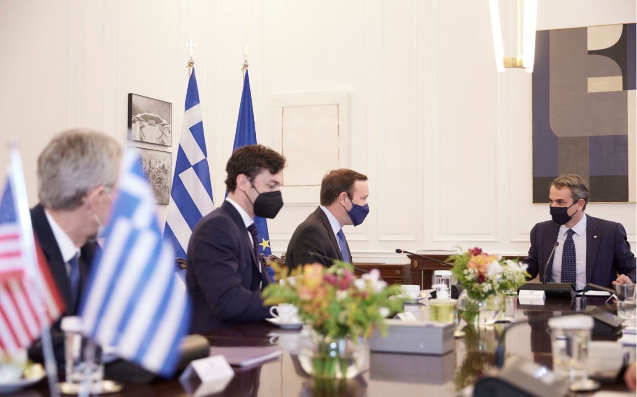 Συνάντηση Μητσοτάκη με Αμερικανούς γερουσιαστές: Τι συζητήθηκε για Ανατολική Μεσόγειο και Αφγανιστάν