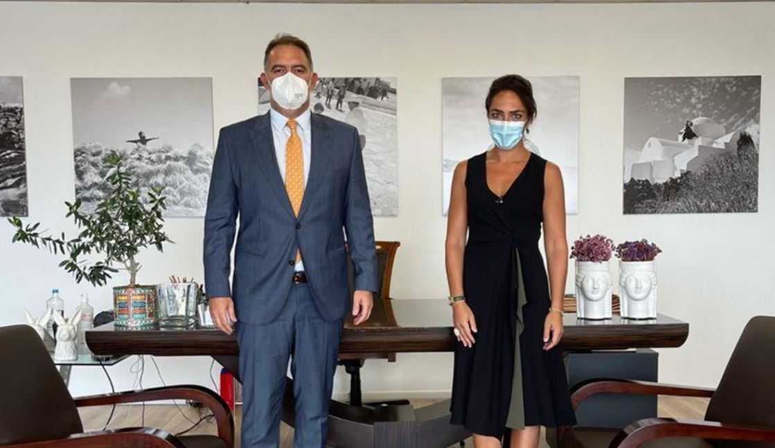 Κόντρα- Μιχαηλίδου