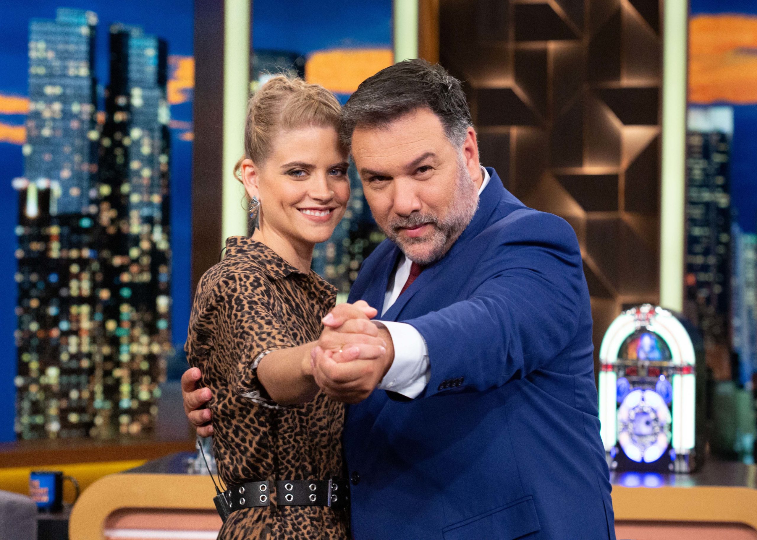 Δανάη Μιχαλάκη The 2night Show