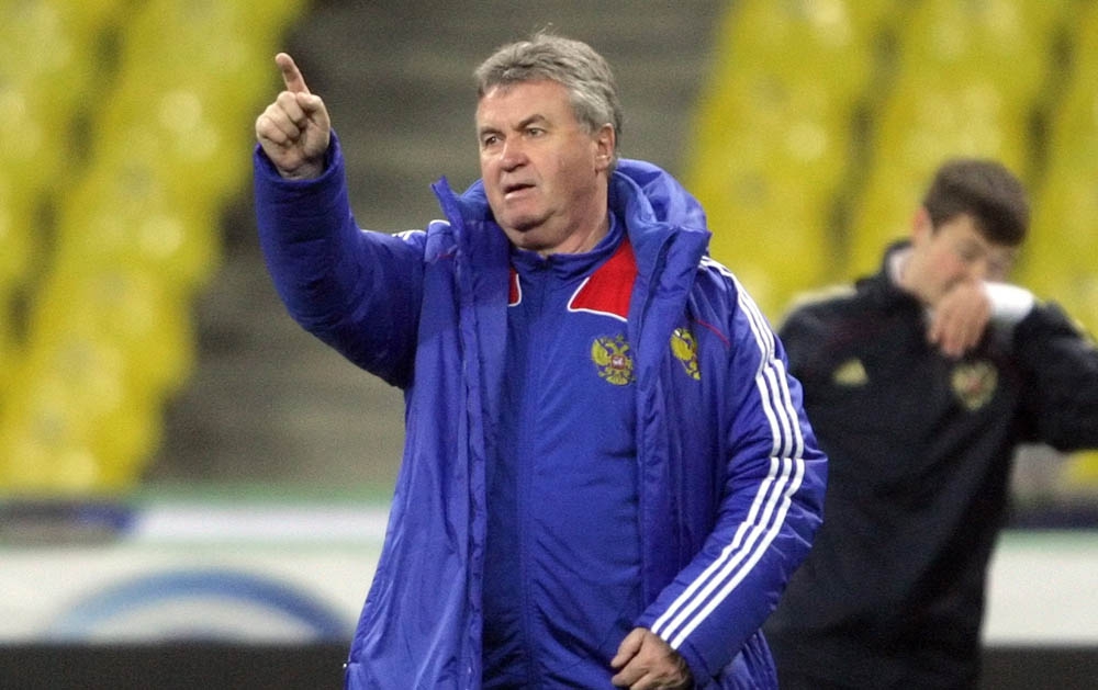 Ολλανδία: Σταματάει την προπονητική ο Γκους Χίντινκ