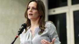 Έφη Αχτσιόγλου