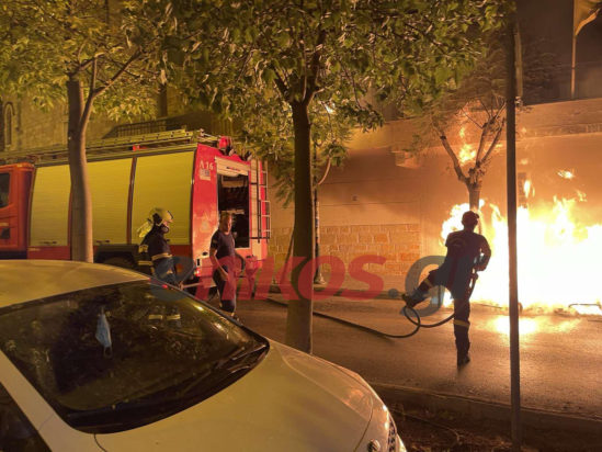 Φωτιά σε κάδους στην καλλιθέα