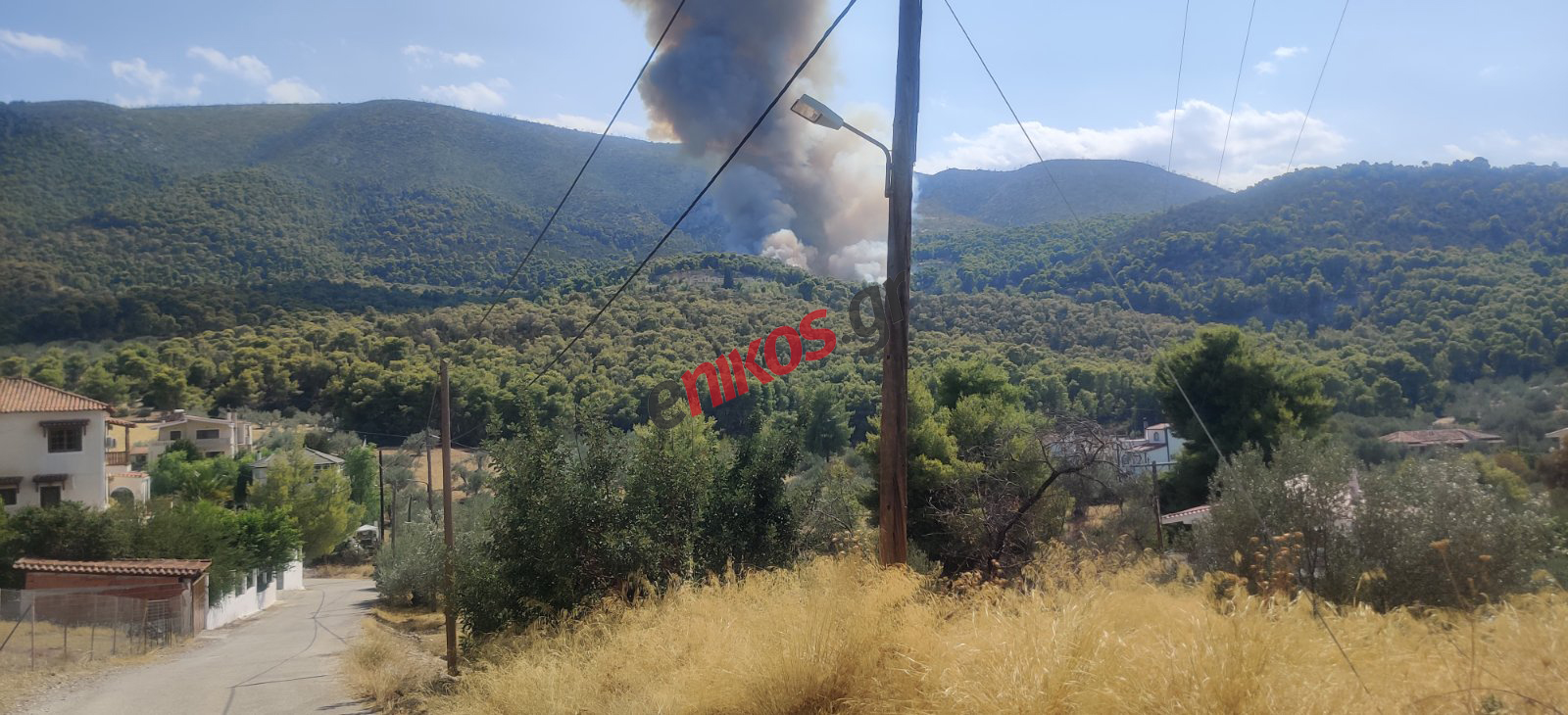 Φωτιά ΤΩΡΑ στο Κατακάλι Κορινθίας – ΦΩΤΟ αναγνώστη