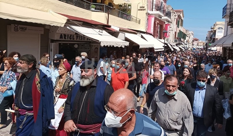 Μίκης Θεοδωράκης