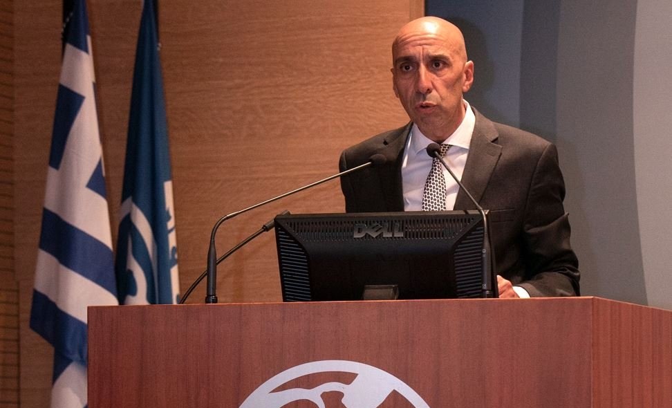 Γιάννης Μπρατάκος