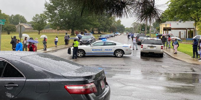 Σχολείο-Μέμφις