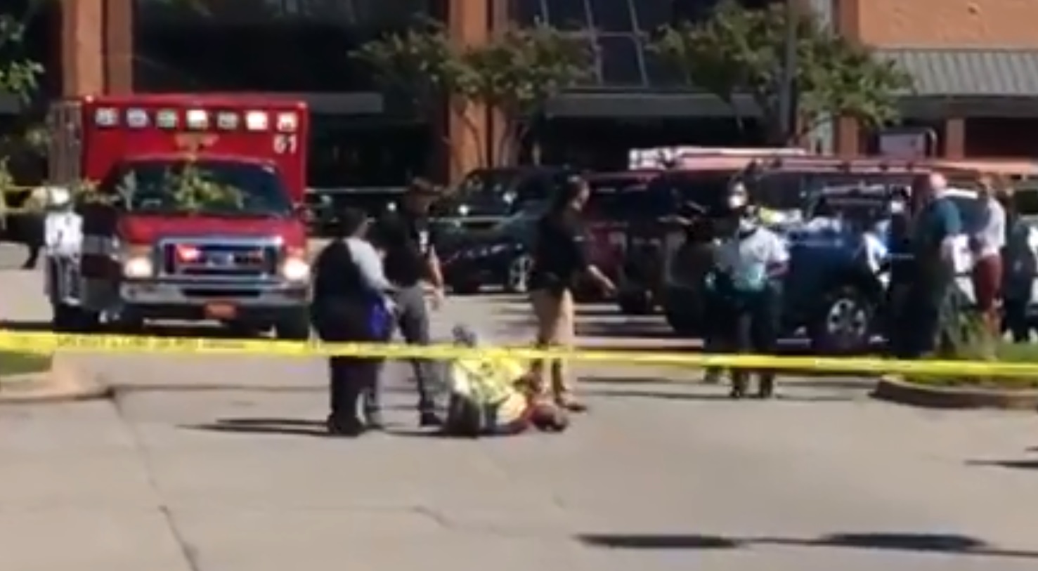 ΗΠΑ: Πυροβολισμοί μέσα σε σούπερ μάρκετ – Αναφορές για τραυματίες