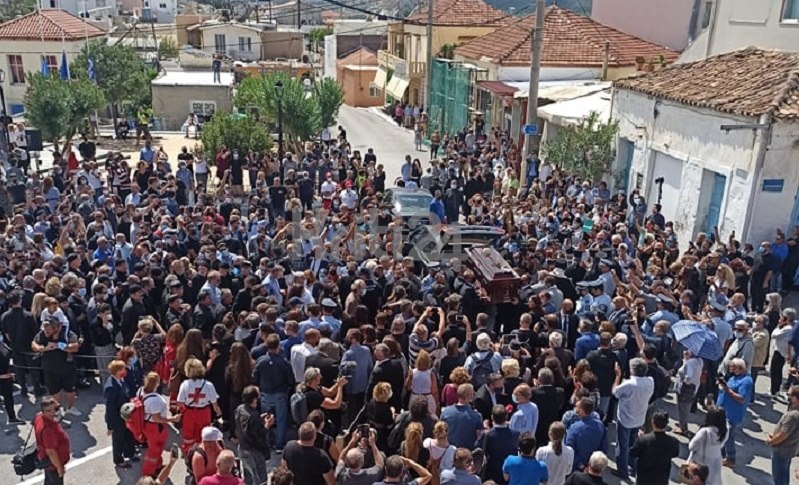 Μίκης Θεοδωράκης