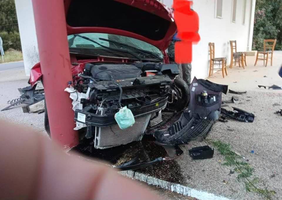 αυτοκίνητο εκκλησία κρήτη