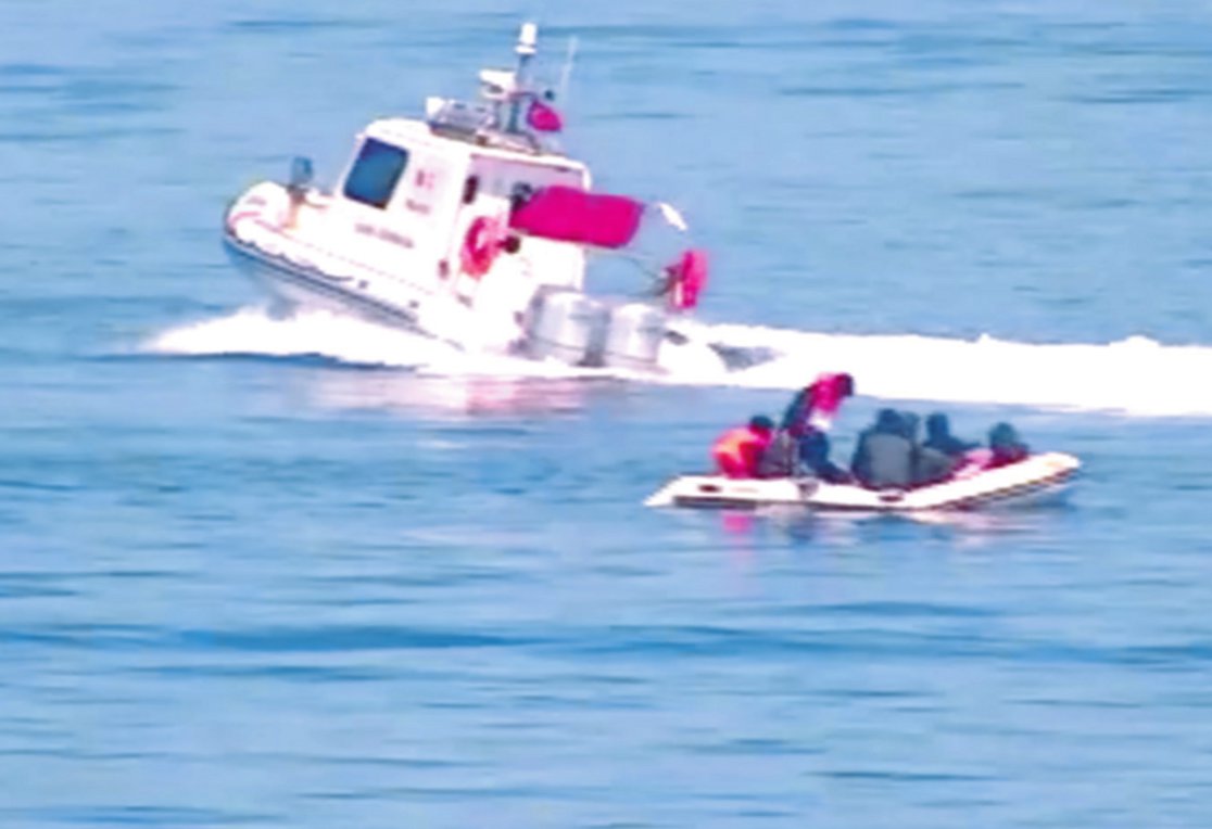 Πώς η τουρκική ακτοφυλακή στέλνει μετανάστες στη Λέσβο – Νέα ντοκουμέντα