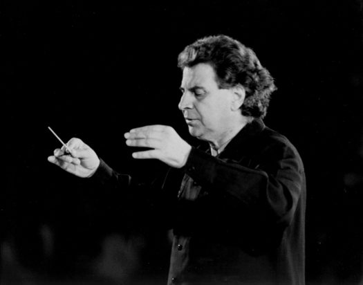 Θεοδωράκης-Ταφή